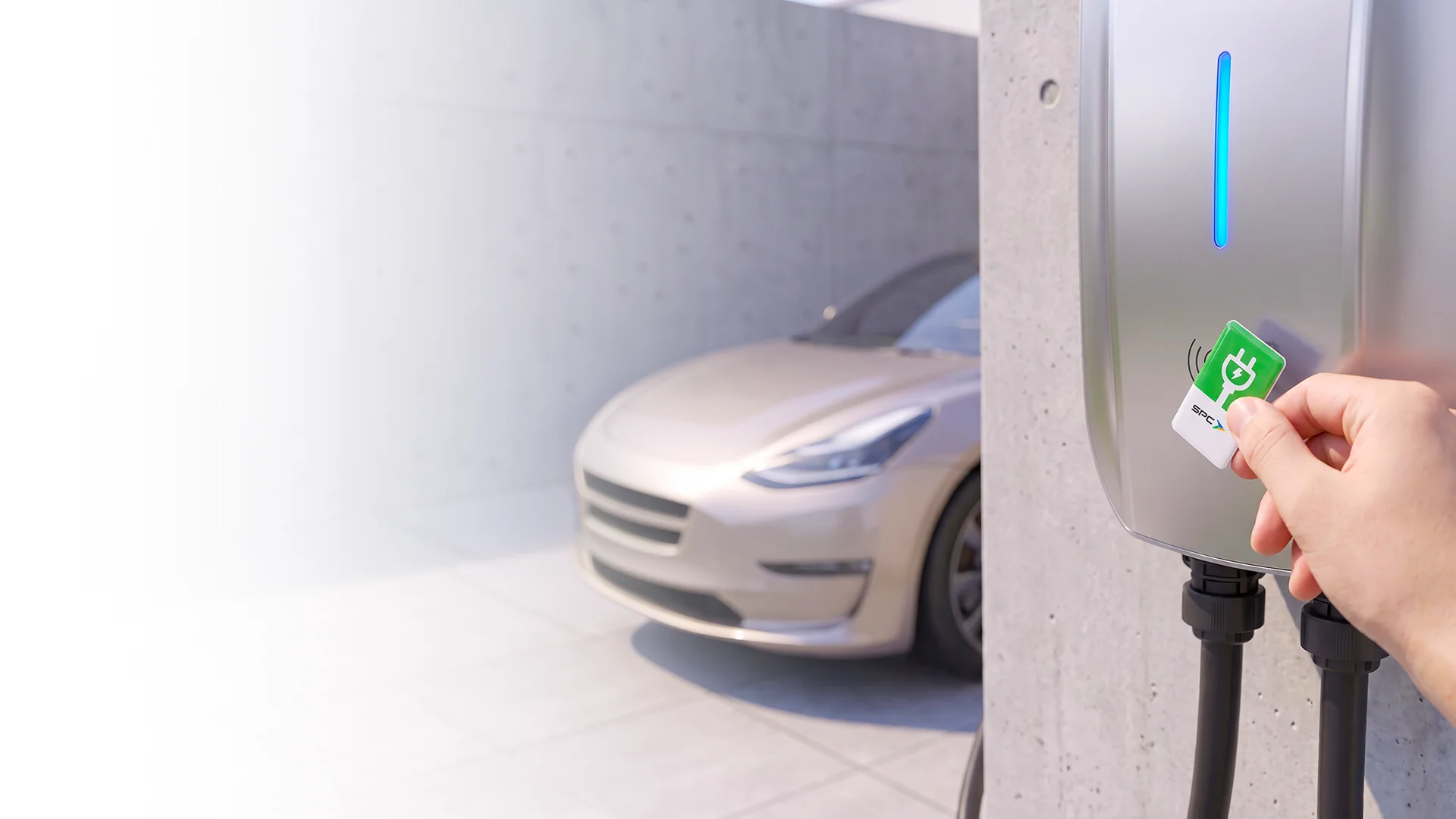 SPC EV Charger WLE112-AC7KW - Akses Aman dan Praktis Memulai Pengisian Daya Menggunakan Kartu RFID Otorisasi